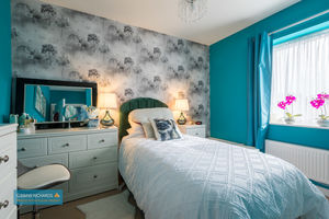 Bedroom- click for photo gallery